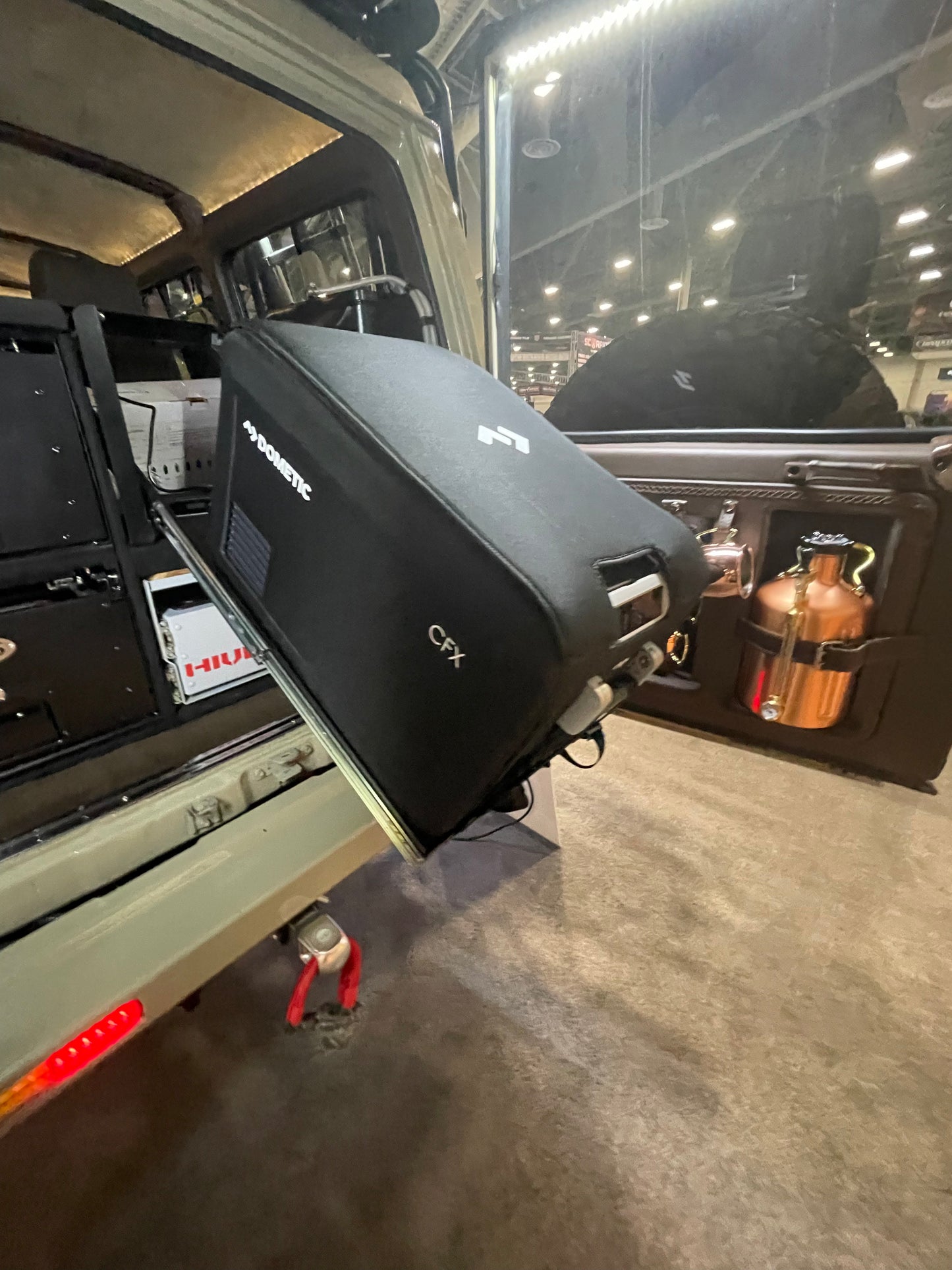 Lexus Troopy